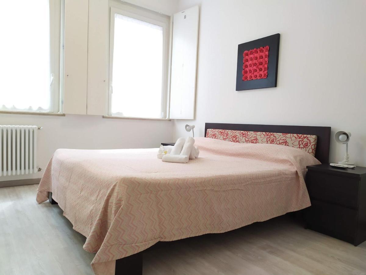 チェゼーナ Il Duomo Bed & Breakfast エクステリア 写真